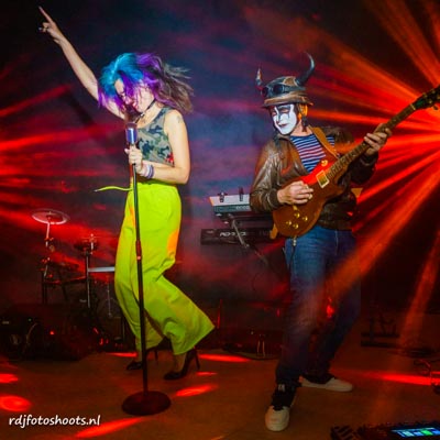 show - tamara & thimothy